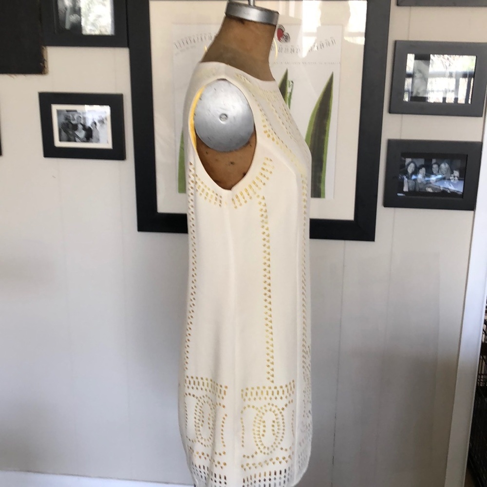 Dress - Picture 5 of 6